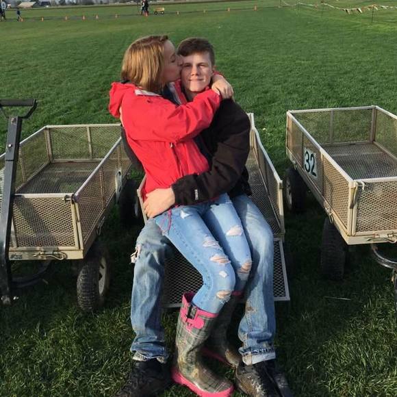 Meet your Posher, Jadan - Picture 1 of 1